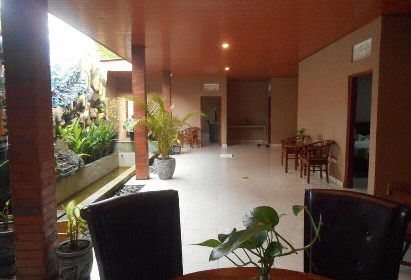 디럭스 룸, Suci Amerta Guest House