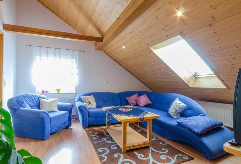 Апартаменты 3 Спальни, Ferienwohnungen Handwerger