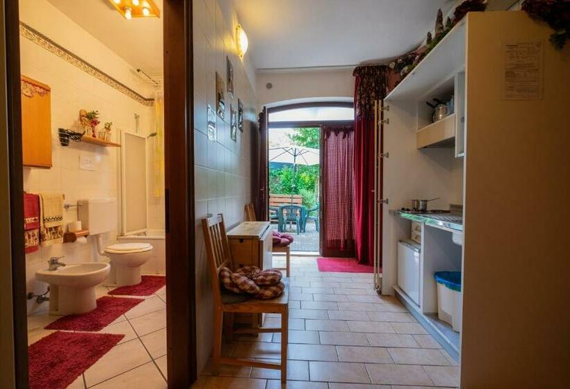 Номер Стандарт, Ai Due Pini B&b