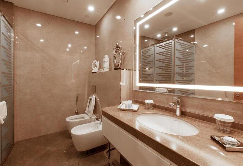اتاق پریمیوم چهارنفره, Movenpick Winter Park Baku