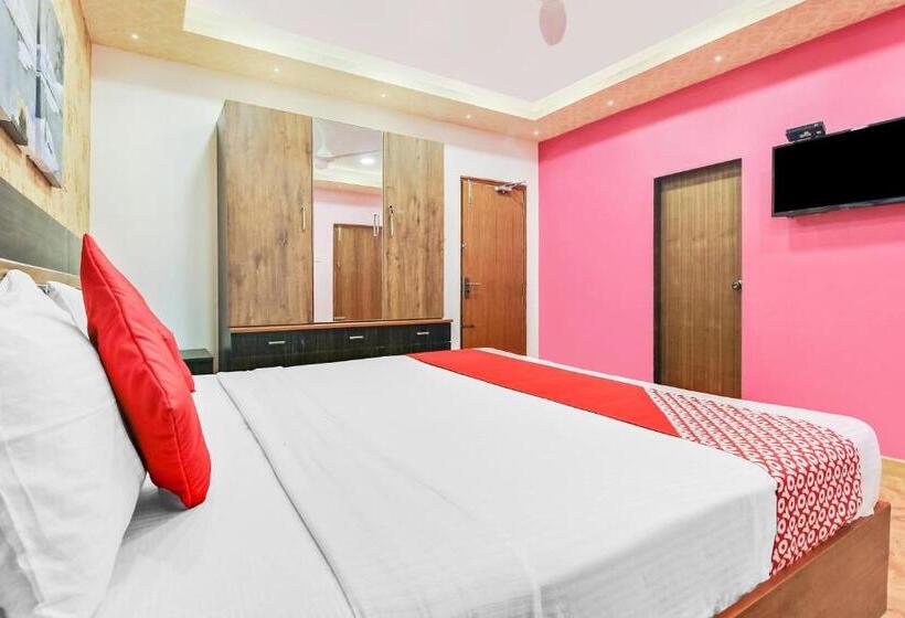 Трехместный Номер Классика, Collection O Hotel Silver Inn