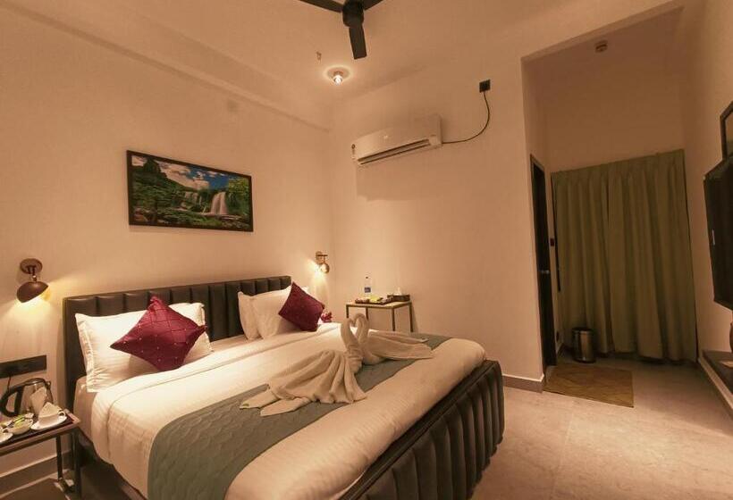 Люкс с гидромассажем, Devaki Resort