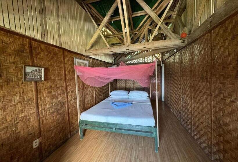 Номер Стандарт, Liberty S Community Lodge And Diving