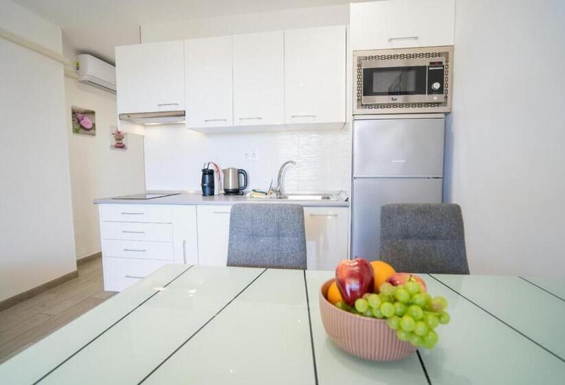 Апартаменты 1 Спальня, Orlando 85 Complex   Costa Adeje
