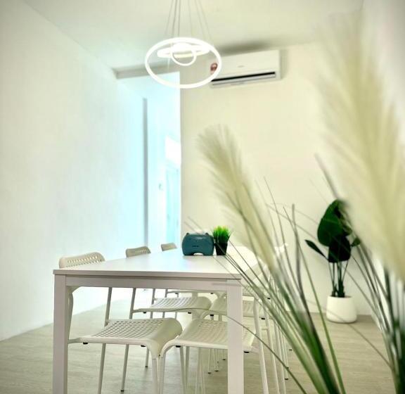 آپارتمان 1 خوابه, Alvilla   Jalan Sultan Ismail