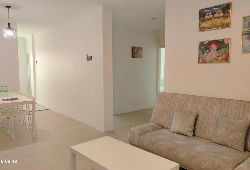 آپارتمان 1 خوابه با بالکن, Alvilla   Jalan Sultan Ismail