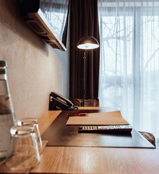 Номер Стандарт Кровать Кинг Адаптированный для Инвалидов, Encanto Hotel Restaurant