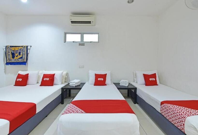 Family Suite, Oyo 90879 Eleven Inn