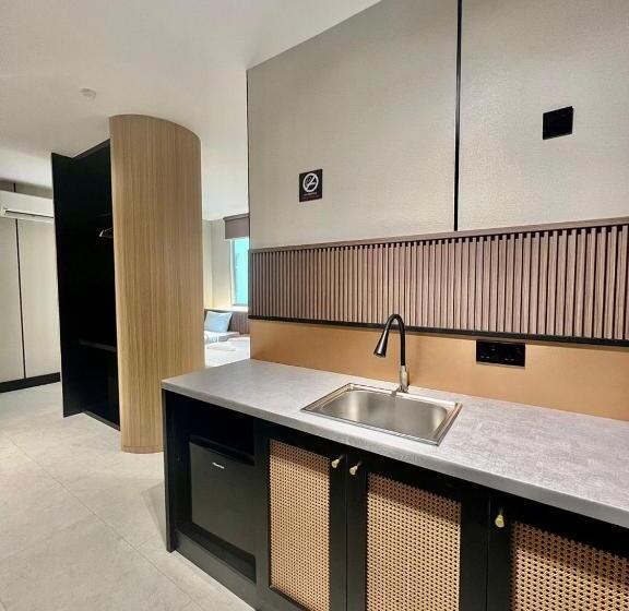 エクゼクティブスイート, Urban Inn, Serai Wangi