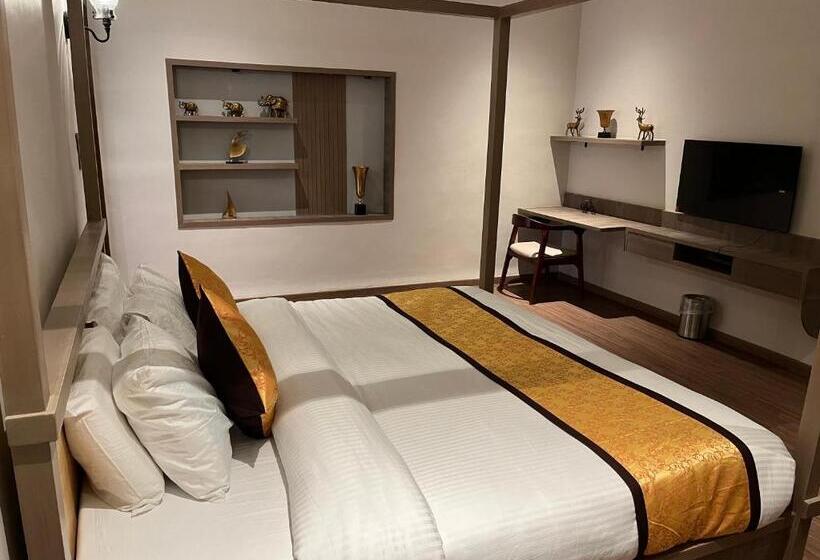 豪华房间, Narwar Lakefront Resort
