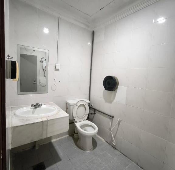 Family Suite, Oyo 90895 Hotel Ikia