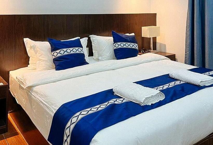 스탠다드 룸 킹사이즈 침대, Yy City Garden Hotel Arayat Pampanga