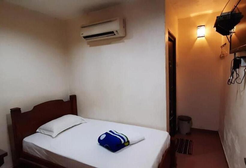 Номер Стандарт Индивидуальный, Ikhwan Inn Tanjong Malim