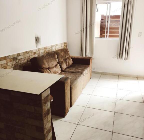 스탠다드 트리플 룸, Residencial Eucaliptos