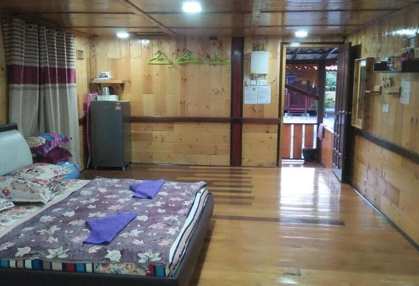 Стандартный Номер Кровать Кинг, Challet Tualang