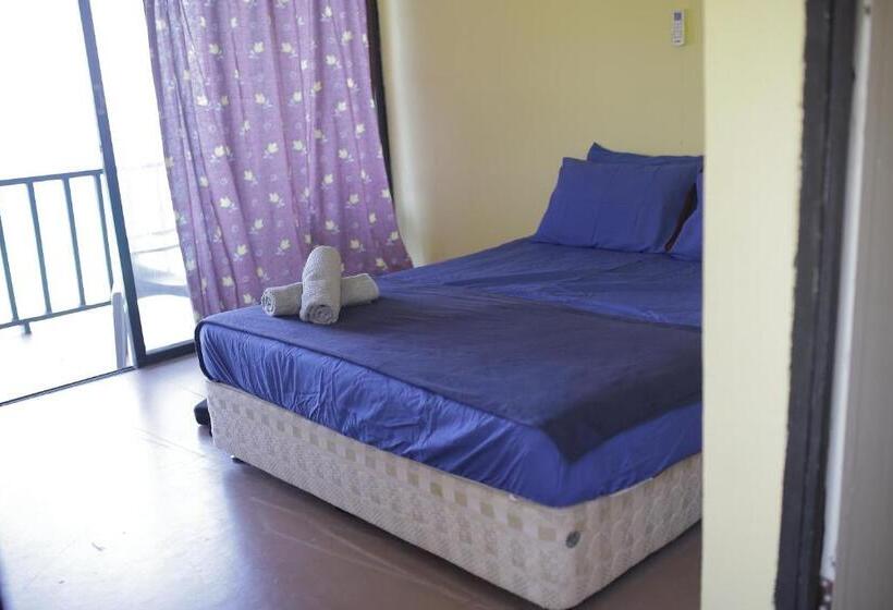 اتاق استاندارد با بالکن و چشم‌انداز دریا, D Rock Garden Resort