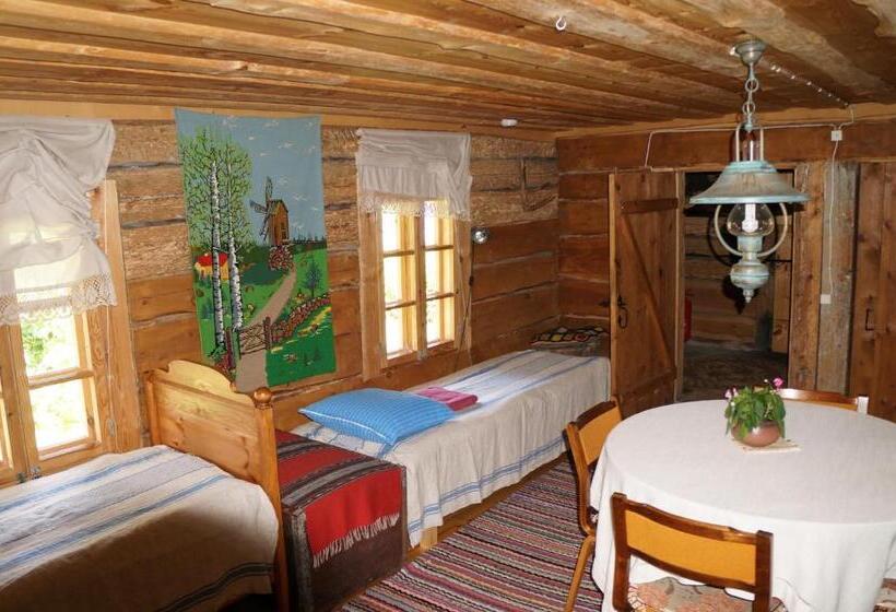 اتاق خانوادگی با چشم‌انداز باغ, Anni Tourism Farm