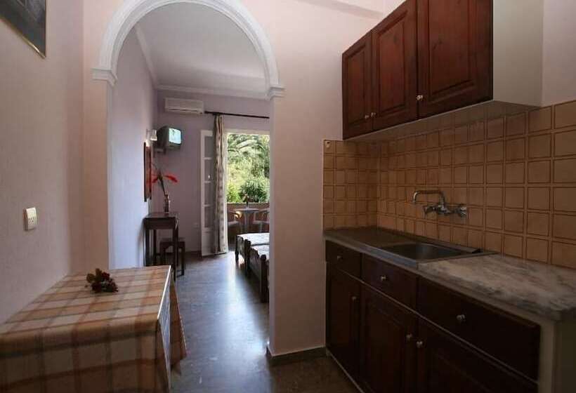 آپارتمان 3 خوابه, Alexis Apartments Benitses