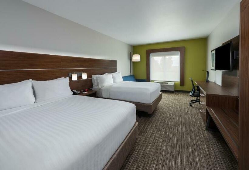 Номер Стандарт, Holiday Inn Express Troy, An Ihg