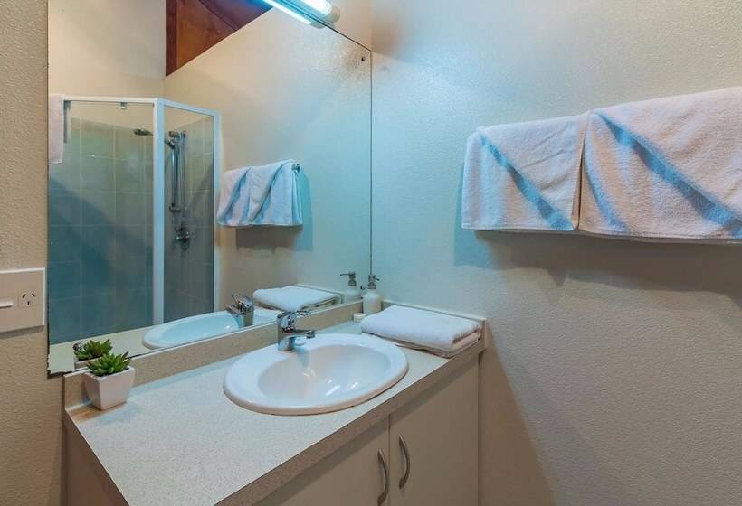 بانگلوی استاندارد, Muri Lagoon View Bungalows  Hillside Bungalow