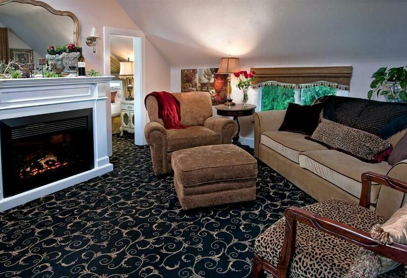 Люкс с гидромассажем, Cozy Rose Inn
