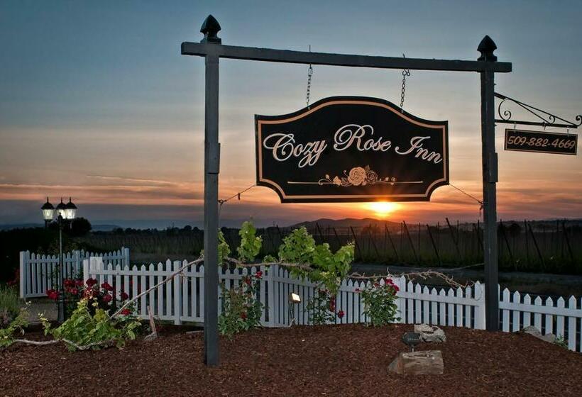 מיטת קינג בסוויטה, Cozy Rose Inn