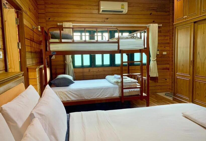 Семейное Бунгало, Baan Soontree Resort