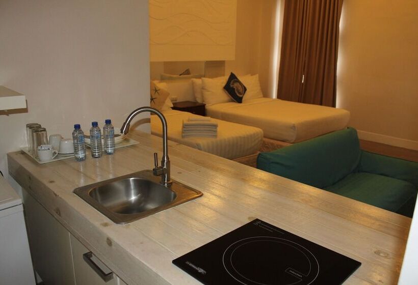 Family Suite, The Reef Hotel And Residences