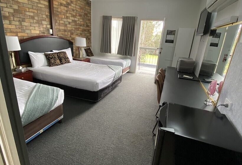 Семейный Номер, Centre Point Midcity Motor Inn