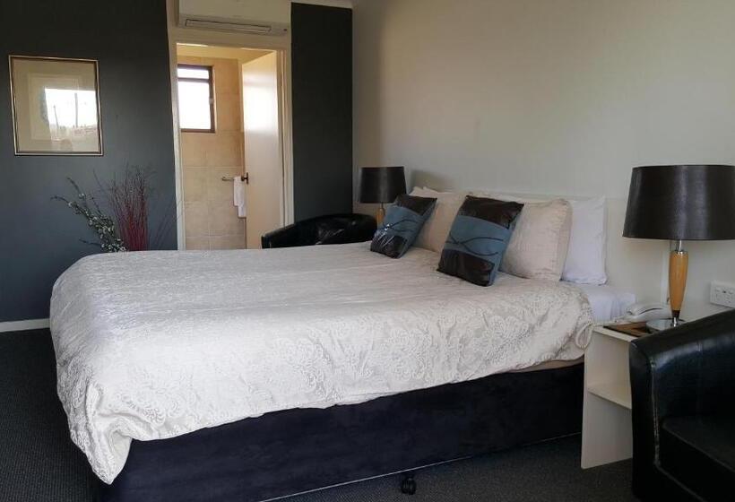 Номер Deluxe Кровать Кинг, Centre Point Midcity Motor Inn