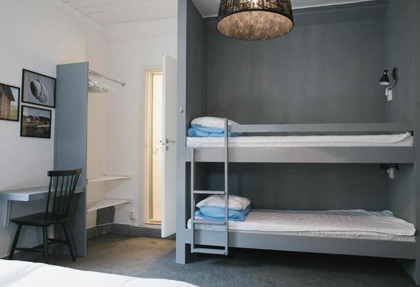 Семейный Номер, Visby Logi & Vandrarhem