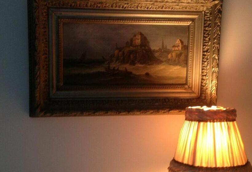 Номер Стандарт Вид на Сад, Villa Adélaïde