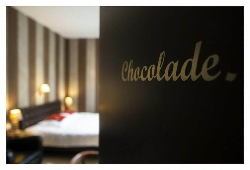 اتاق استاندارد, Restaurant Vous Lé Vous