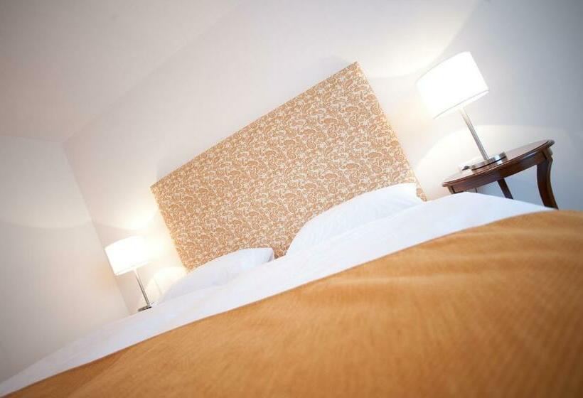 Номер Комфорт, Stadthotel Zur Goldenen Krone