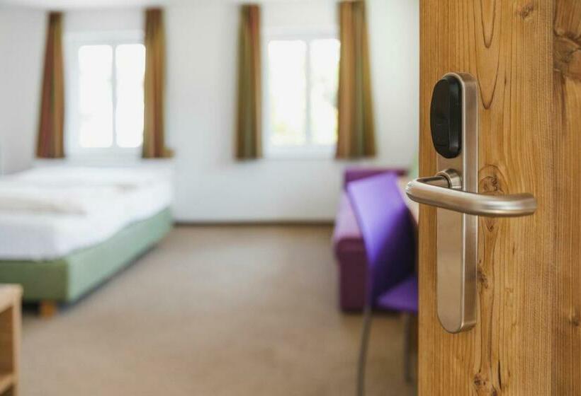 Номер Комфорт, Motel Engel   Self Checkin
