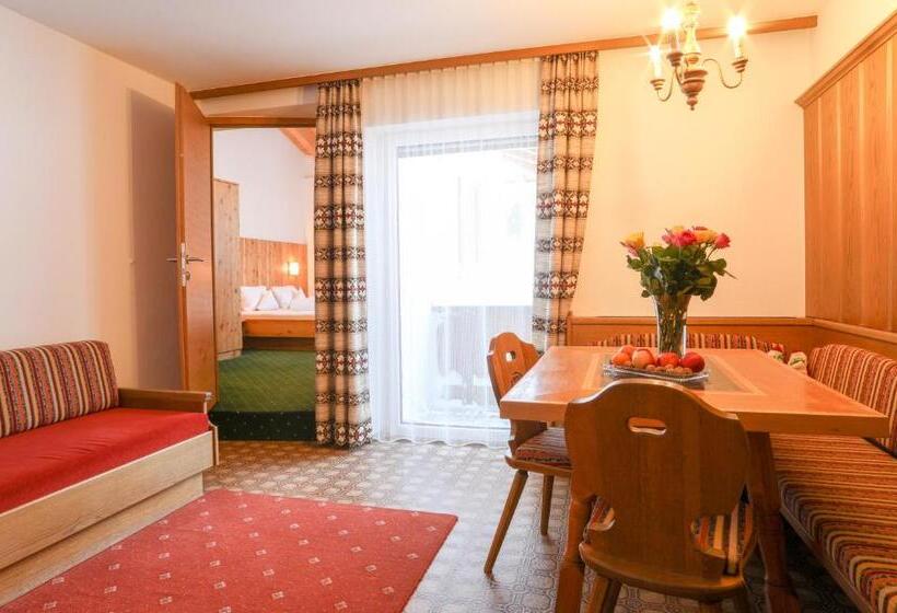 Апартаменты 1 Спальня, Berghotel Rasis