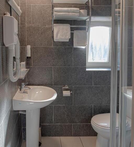 Номер Стандарт, Piano 2   Mont St Guibert   Louvain La Neuve