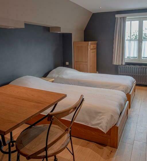 Номер Стандарт, Piano 2   Mont St Guibert   Louvain La Neuve