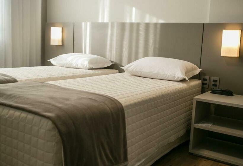 Номер Стандарт, Tri Hotel Premium Criciúma