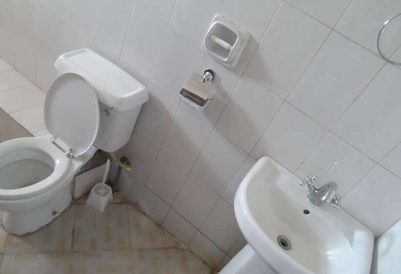 اتاق استاندارد یک نفره, Riversand Hotel With Lake Views,accra Street,kisumu,kenya