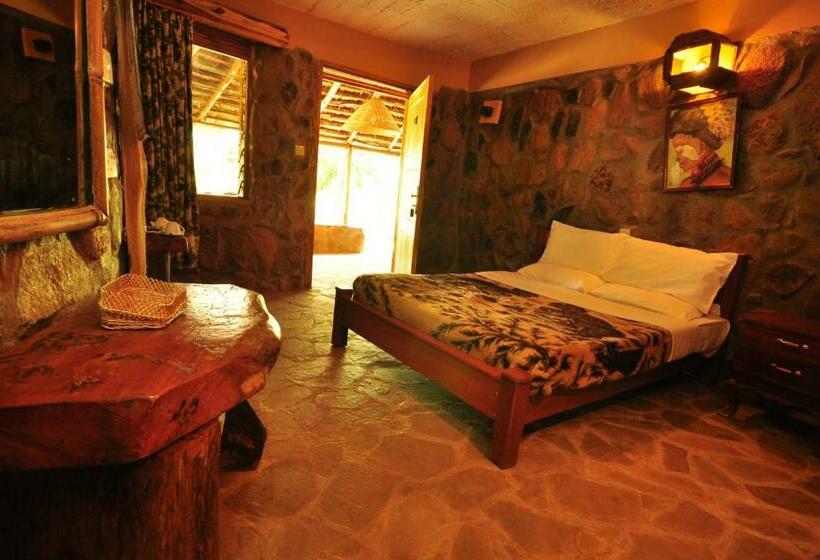 اتاق لوکس, Naiberi River Campsite & Resort