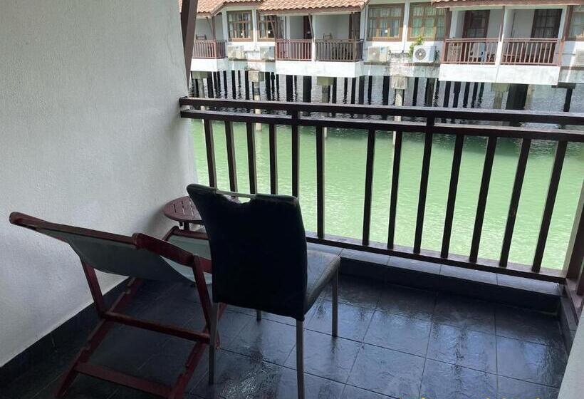 Дом 1 Спальня, Glory Beach Resort Port Dickson Negeri Sembilan