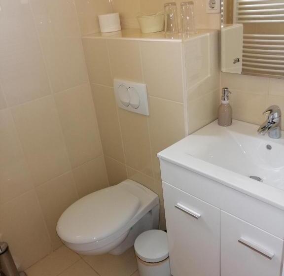 Номер Стандарт, Szent István Wellness Panzió