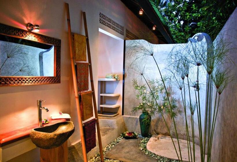 Бунгало Стандарт 2 Спальни, Cili Emas Oceanside Resort