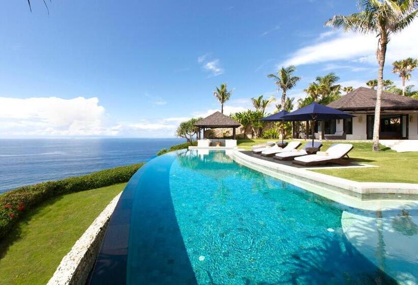 Вилла 5 Спален, The Ungasan Clifftop Resort