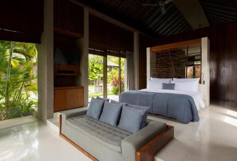Вилла 4 Спальни, The Ungasan Clifftop Resort
