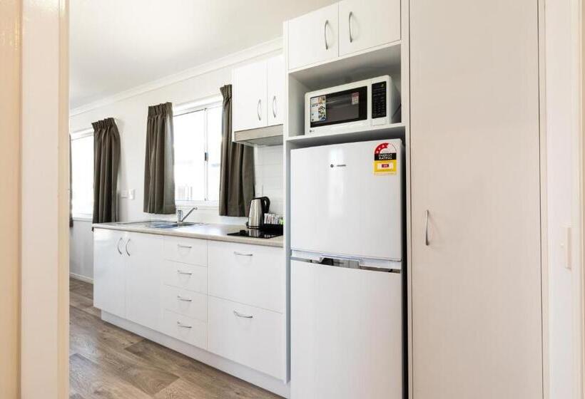 بنجلو قياسى غرفتين نوم, Settlers