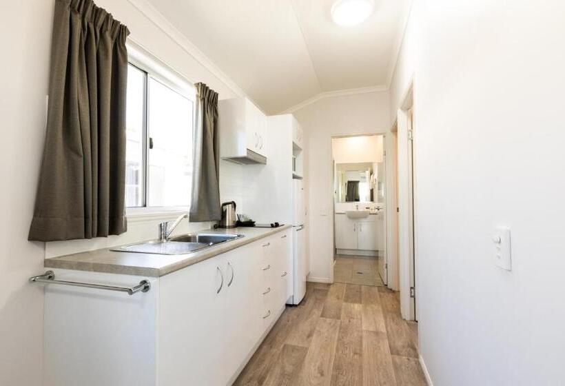 بنجلو قياسى غرفتين نوم, Settlers