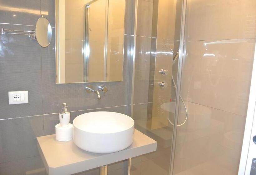 اتاق استاندارد سه نفره, B&b Portanuova