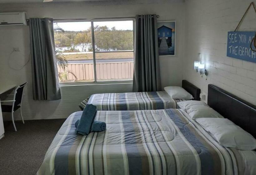 Номер Стандарт, Harrington Village Motel